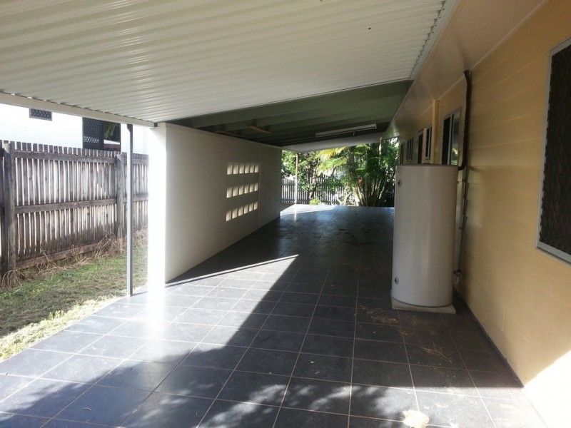 10 Fernleigh Avenue, Andergrove QLD 4740