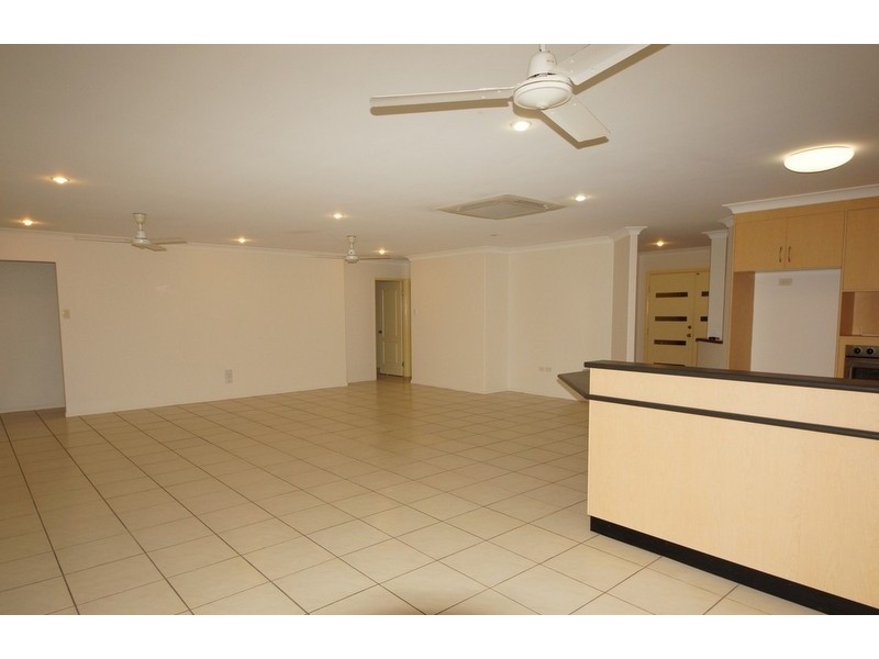 19 Romaine Court, Glenella QLD 4740
