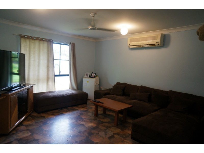 4 Busuttin Drive, Eimeo QLD 4740