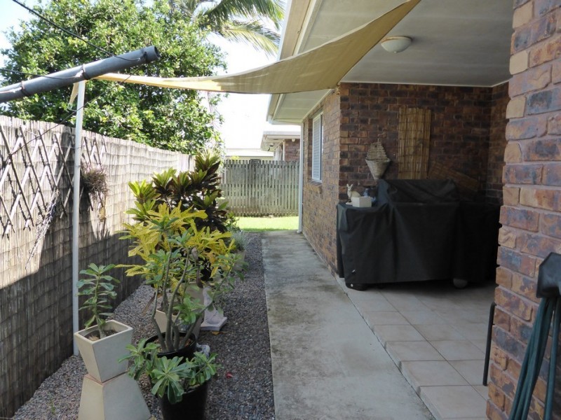 2/4 Morley Street, South Mackay QLD 4740