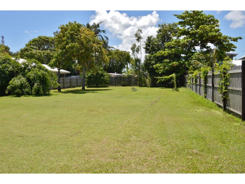 12 Hicks Street, North Mackay QLD 4740