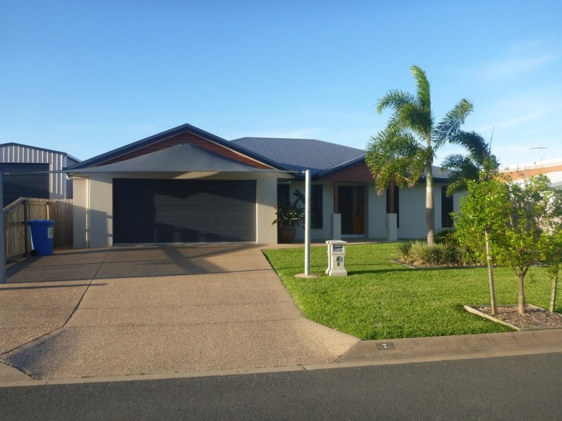 7 Vesta Lane, Ooralea QLD 4740