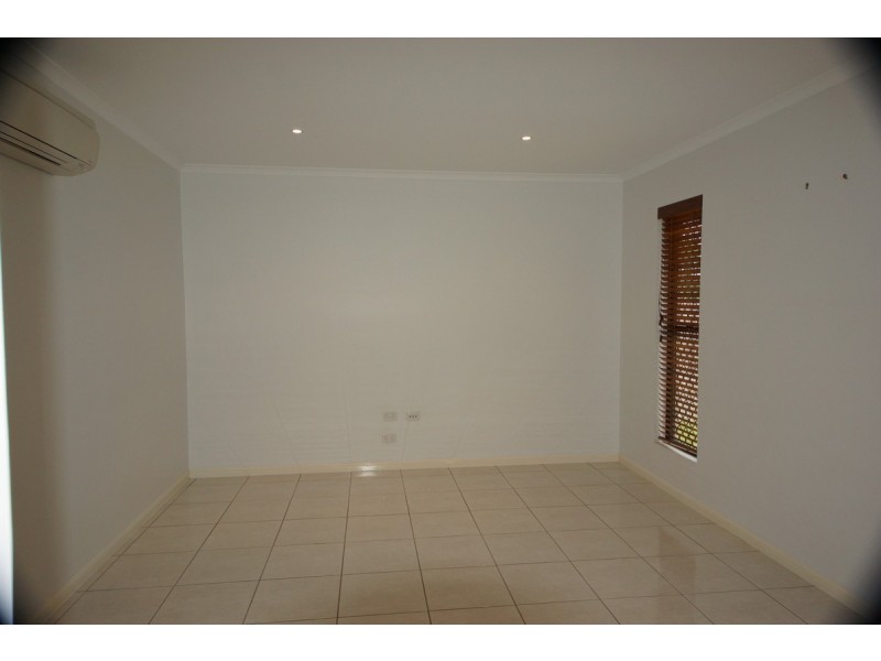 7 Vesta Lane, Ooralea QLD 4740