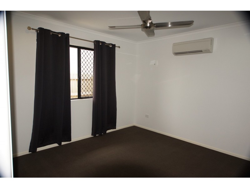 7 Vesta Lane, Ooralea QLD 4740