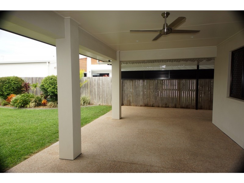 7 Vesta Lane, Ooralea QLD 4740
