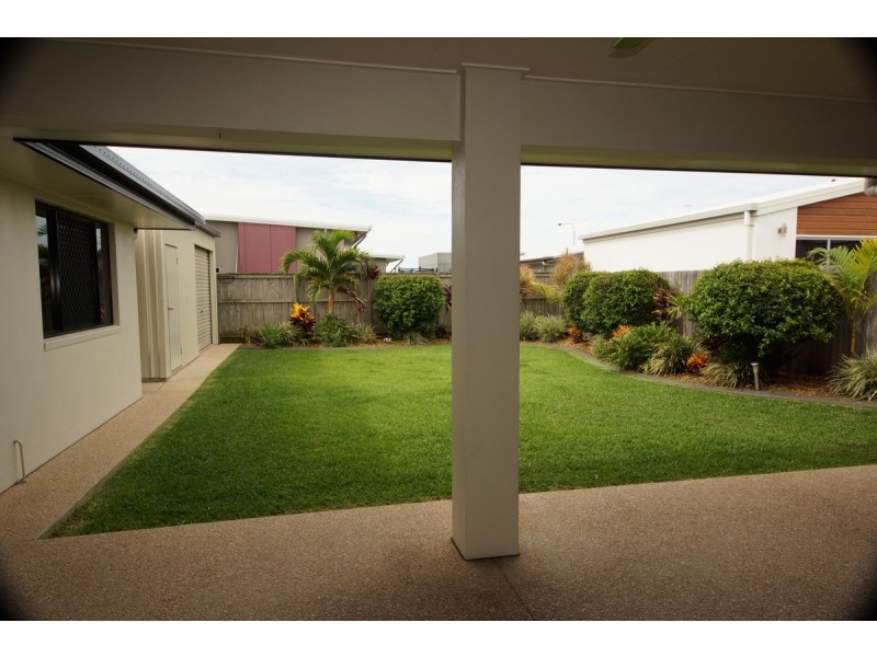 7 Vesta Lane, Ooralea QLD 4740