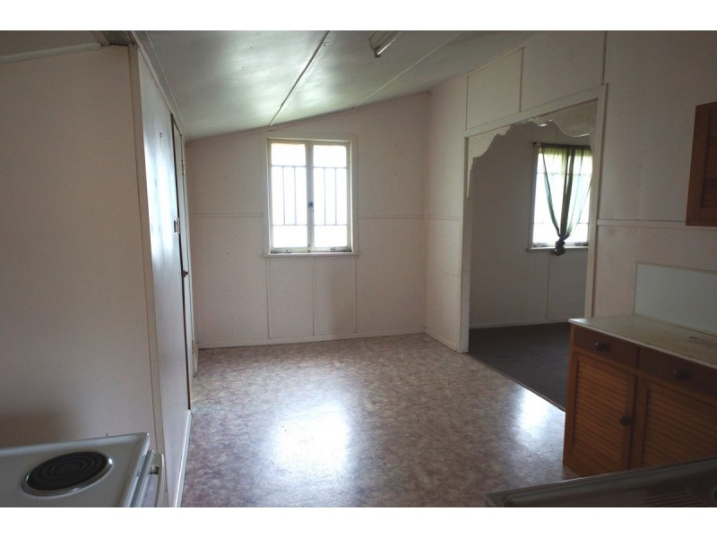 17 Burgess Street, North Mackay QLD 4740