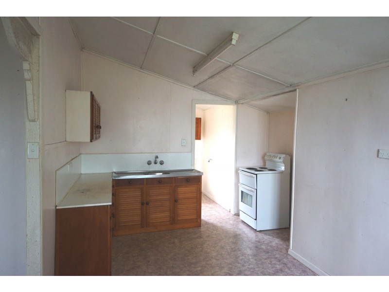 17 Burgess Street, North Mackay QLD 4740