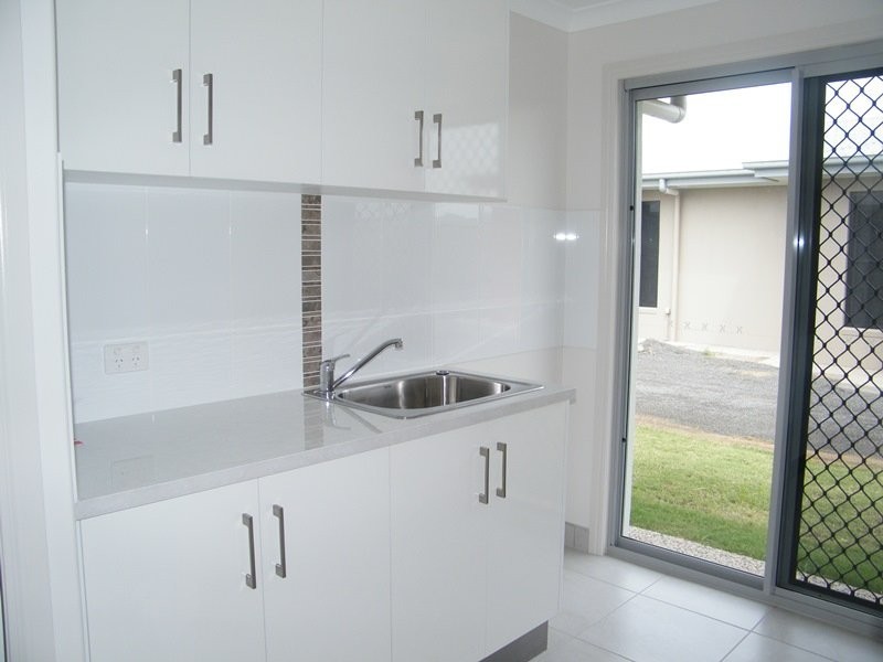 21 Tamron Drive, Mount Pleasant QLD 4740