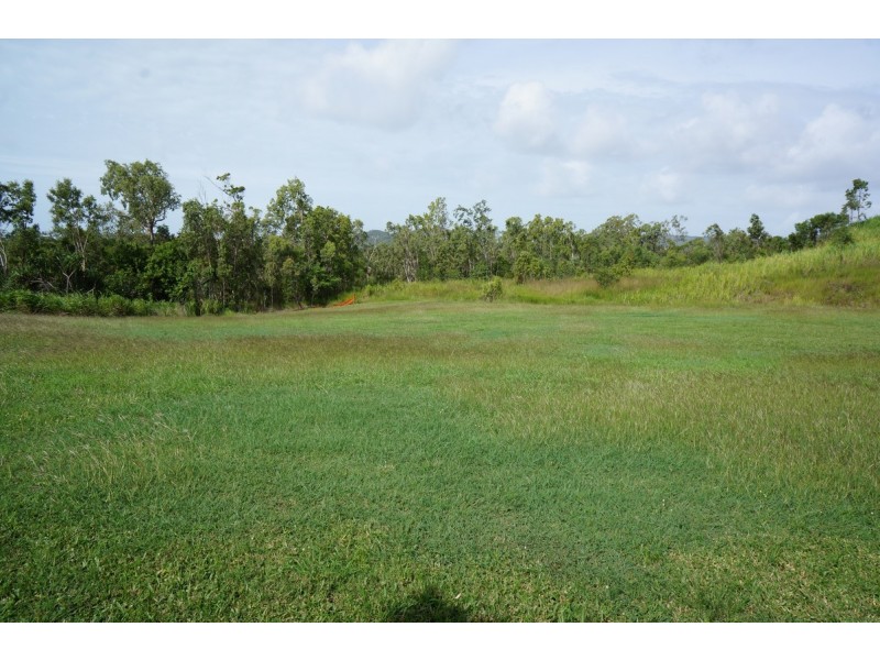 2-4 Harrison Court, Seaforth QLD 4741