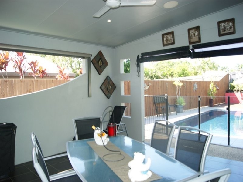 13 James Cook Drive, Rural View QLD 4740