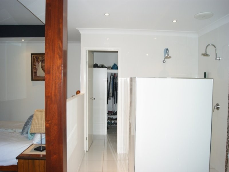 13 James Cook Drive, Rural View QLD 4740