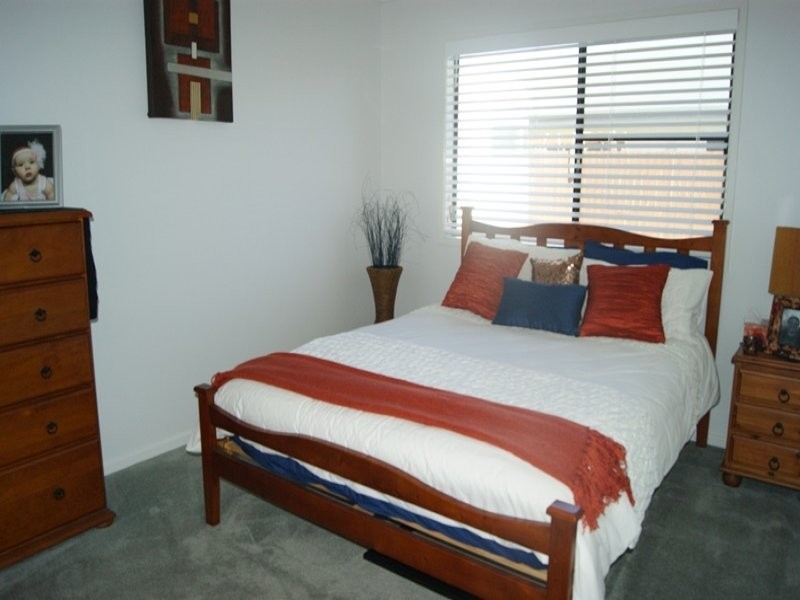 13 James Cook Drive, Rural View QLD 4740