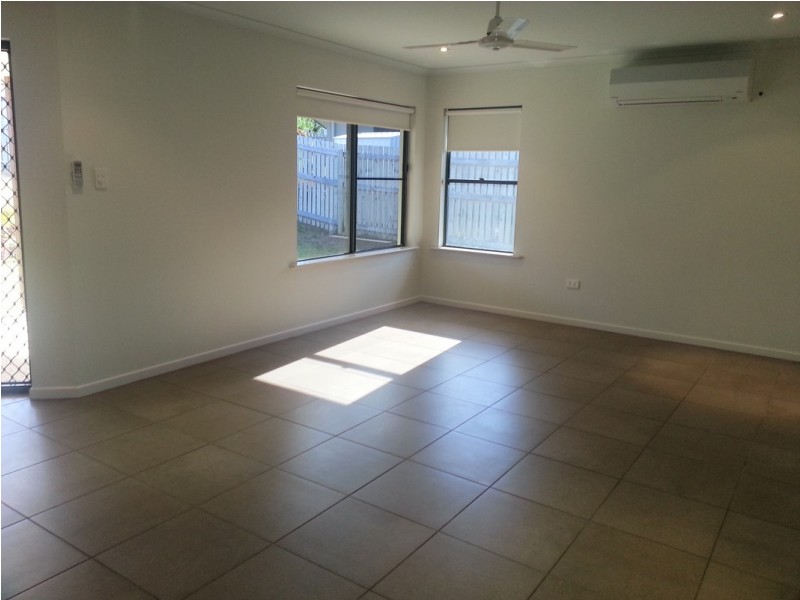 3 Townsend Street, Bucasia QLD 4750