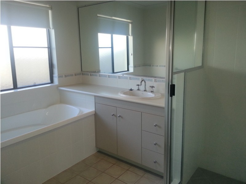 3 Townsend Street, Bucasia QLD 4750