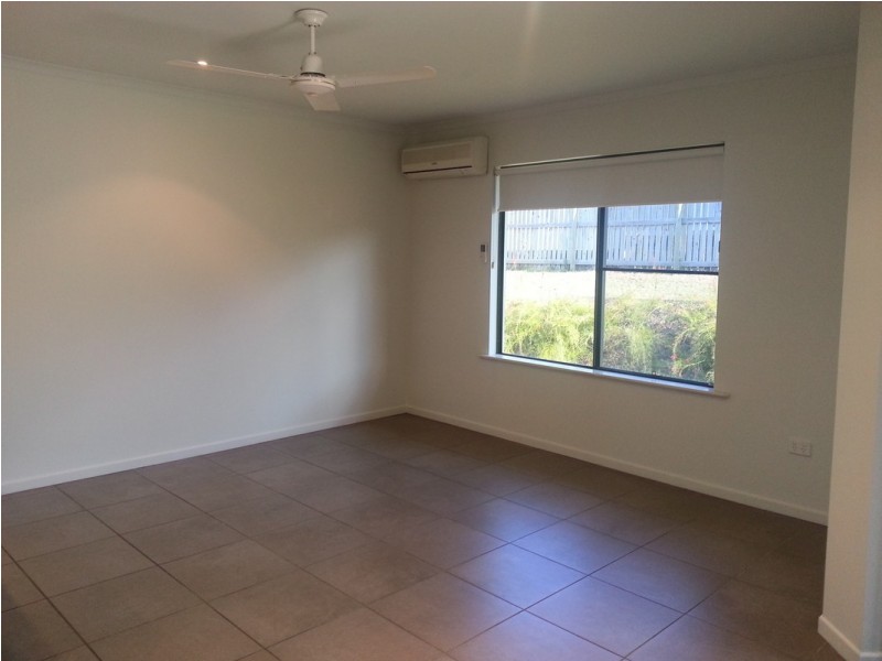3 Townsend Street, Bucasia QLD 4750