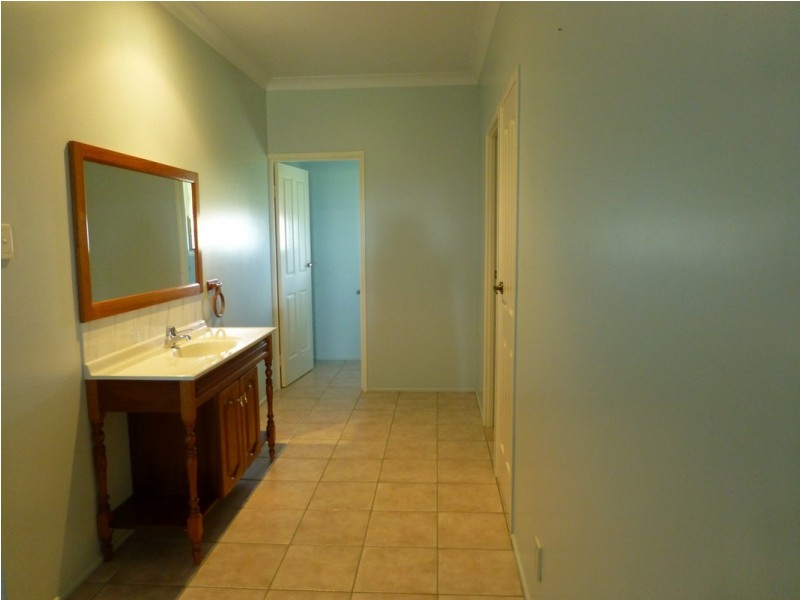 101 Wallmans Road, Rural View QLD 4740