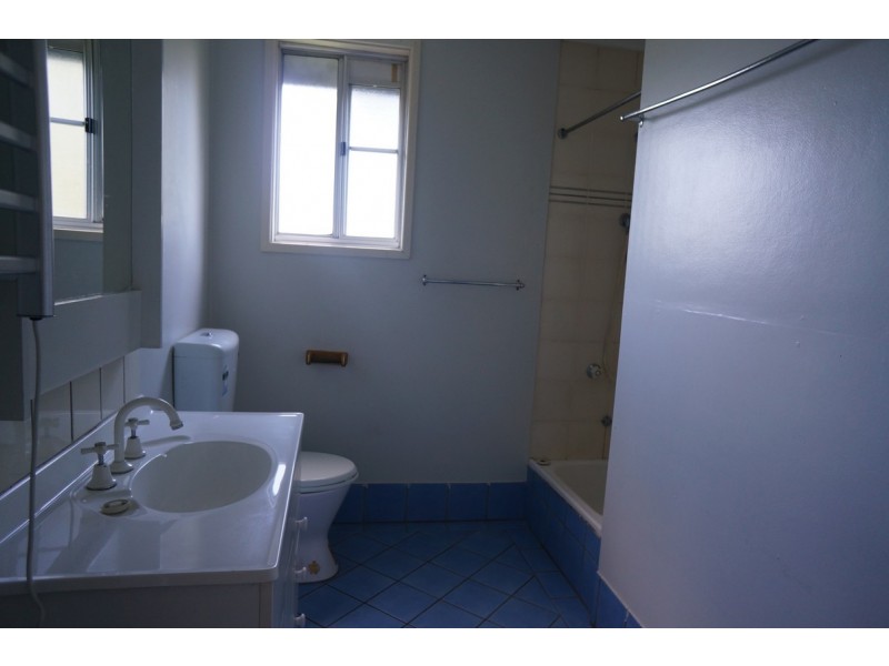 8 Kenzey Street, North Mackay QLD 4740