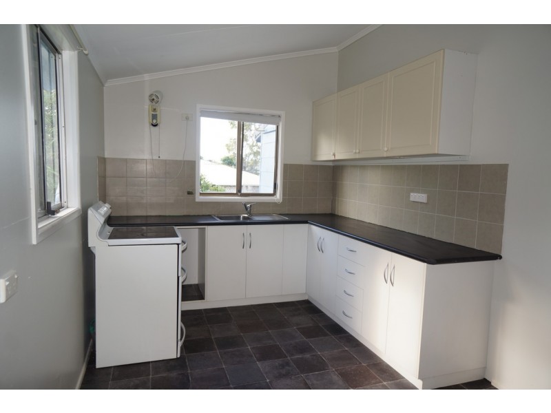 8 Kenzey Street, North Mackay QLD 4740