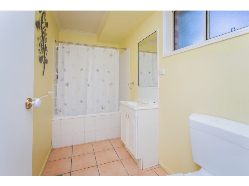 5 Schnapper Court, Andergrove QLD 4740
