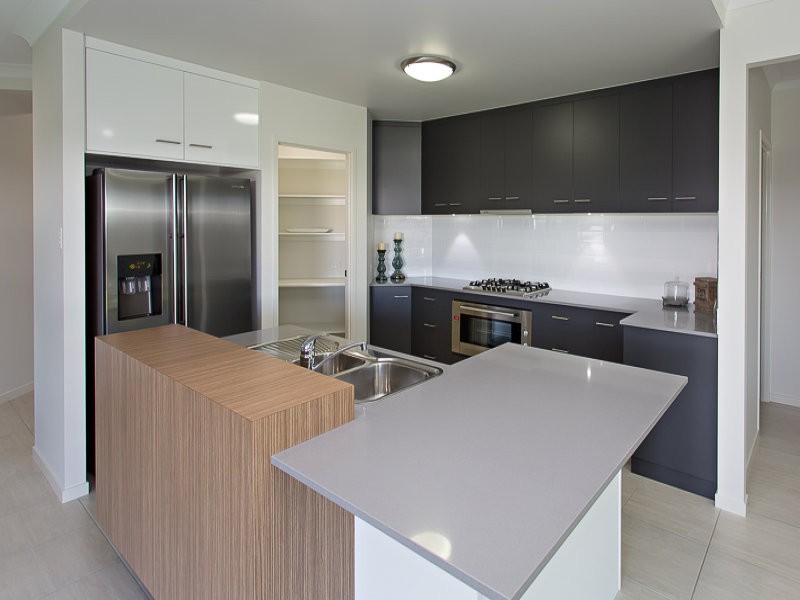 3 Primavera Boulevard, Beaconsfield QLD 4740