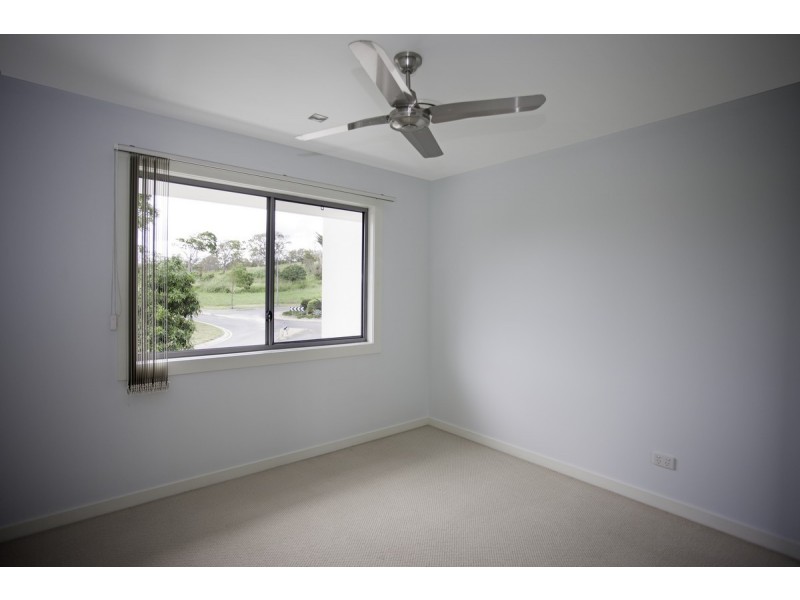 3/6-24 Belangason Way, Shoal Point QLD 4750