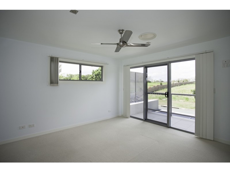 3/6-24 Belangason Way, Shoal Point QLD 4750