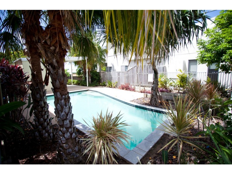 3/6-24 Belangason Way, Shoal Point QLD 4750