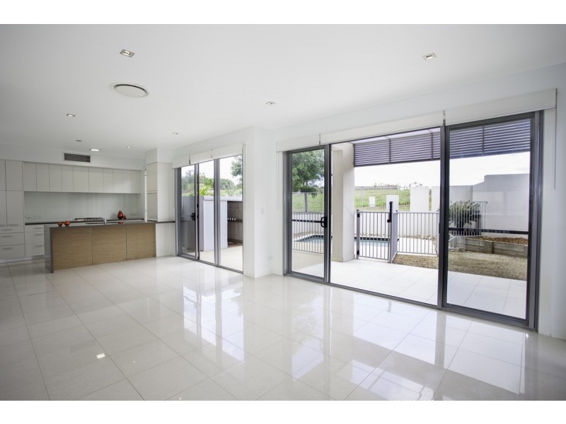4/6-24 Belangason Way, Shoal Point QLD 4750
