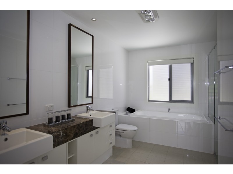4/6-24 Belangason Way, Shoal Point QLD 4750