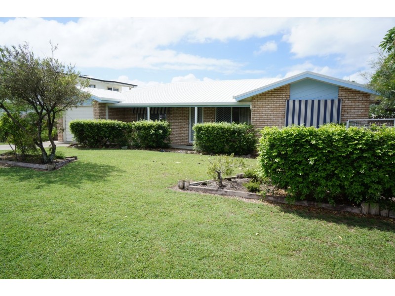 8 Keswick Avenue, Slade Point QLD 4740
