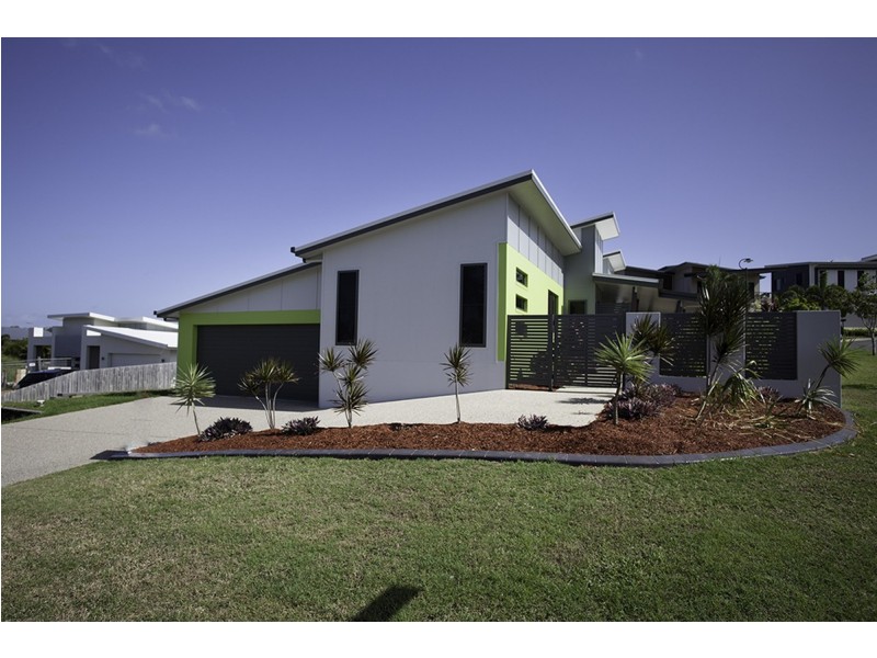 1 Coral Cove Court, Blacks Beach QLD 4740