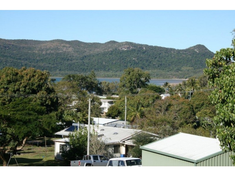 7 Sturgeon Street, Ball Bay QLD 4741