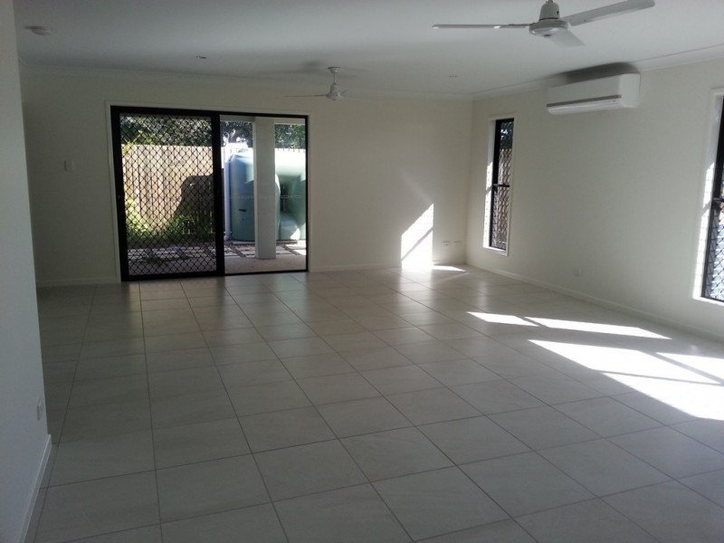 1/12 Kierra Drive, Andergrove QLD 4740