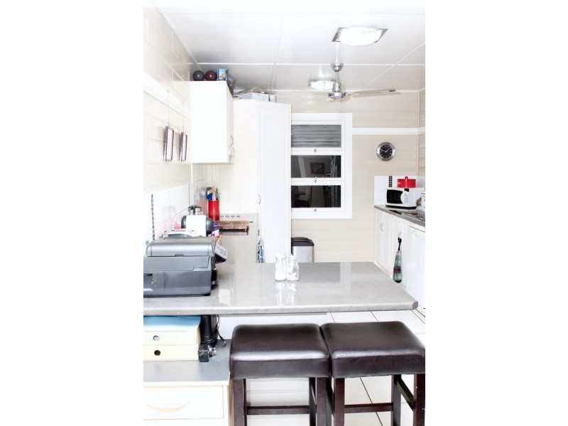 24 Maud Street, Mirani QLD 4754