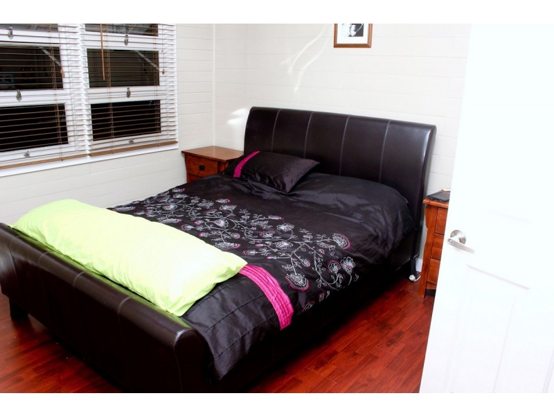 24 Maud Street, Mirani QLD 4754