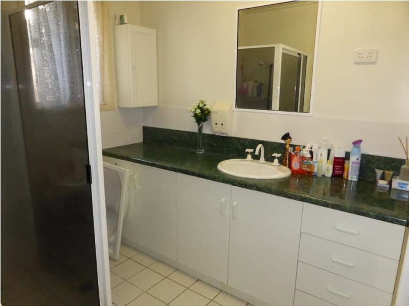 4/14 Symons Street, South Mackay QLD 4740