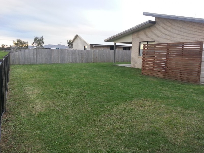 17 Elizabeth Street, Mirani QLD 4754