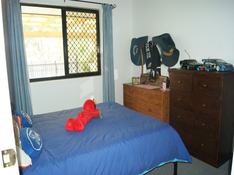 22 Kinghorn Street, Eimeo QLD 4740