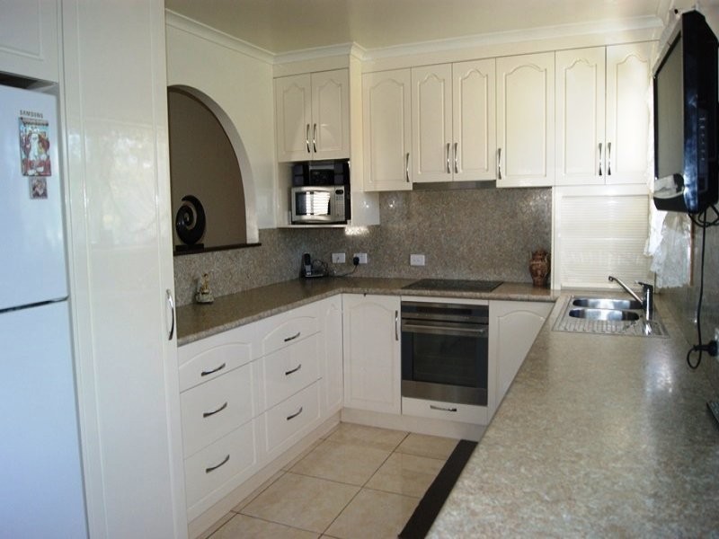 15 Beverley Street, East Mackay QLD 4740