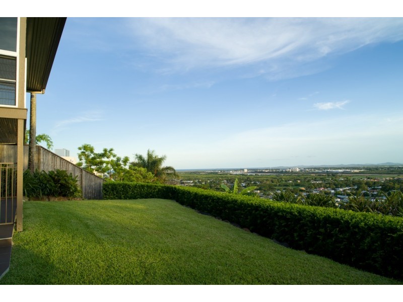 30 Pollock Street, North Mackay QLD 4740
