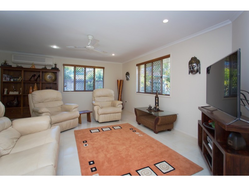 45 Schapers Road, Glenella QLD 4740