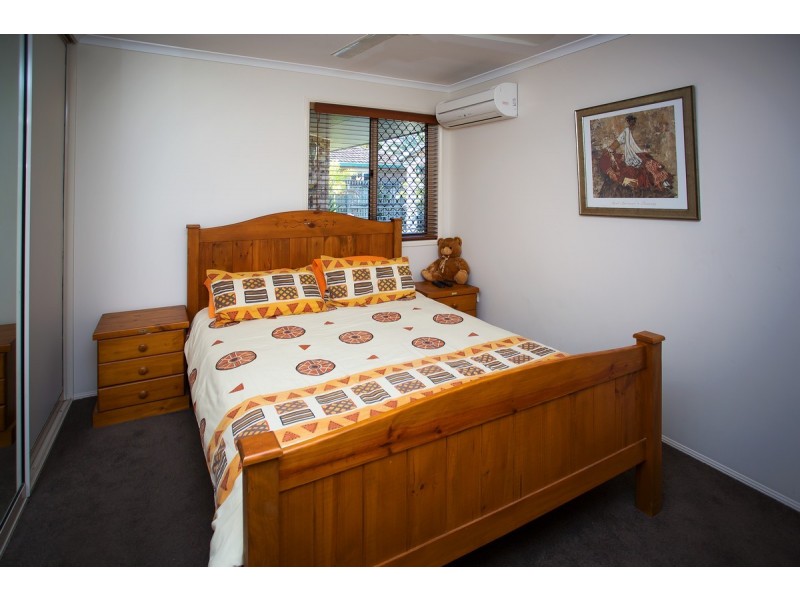 45 Schapers Road, Glenella QLD 4740