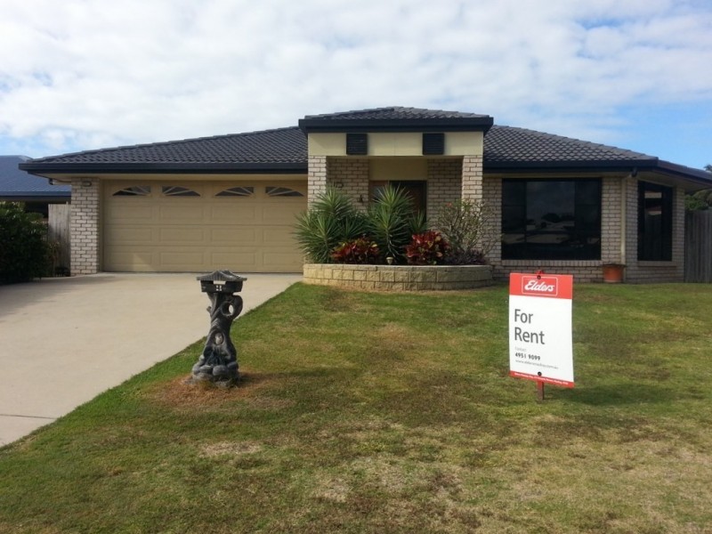 11 Dustwill Street, Eimeo QLD 4740