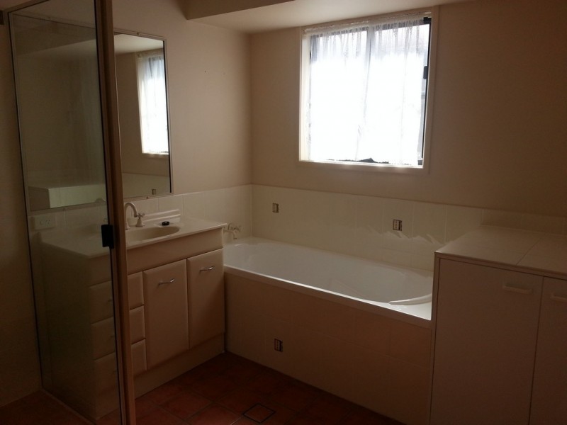 11 Dustwill Street, Eimeo QLD 4740