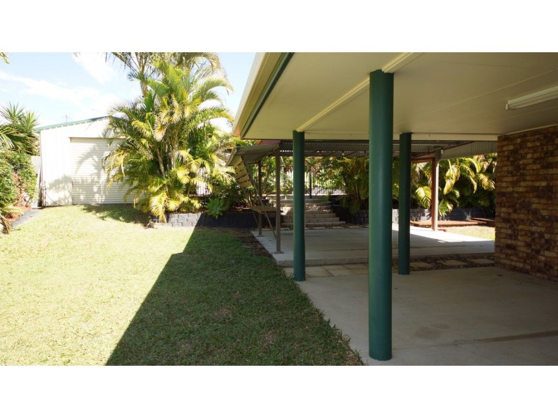 11 Botha Street, Blacks Beach QLD 4740