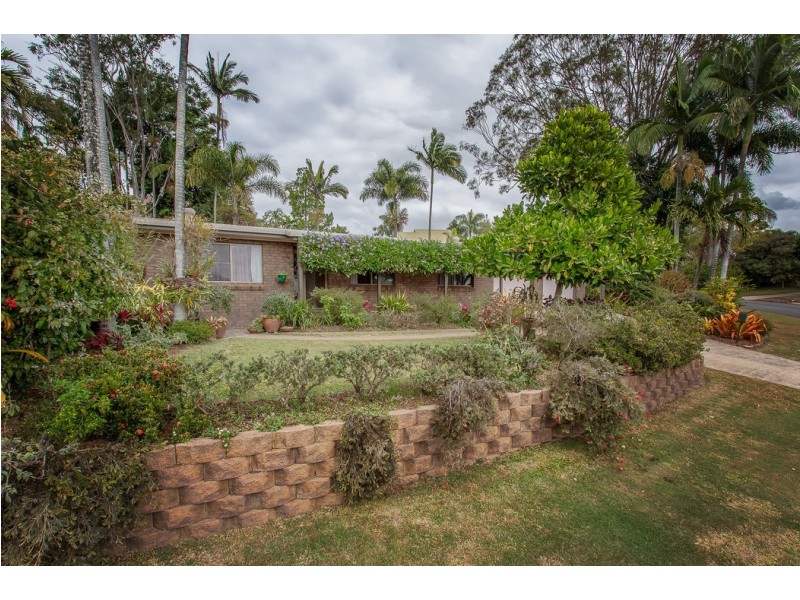 4 Benson Avenue, Mount Pleasant QLD 4740