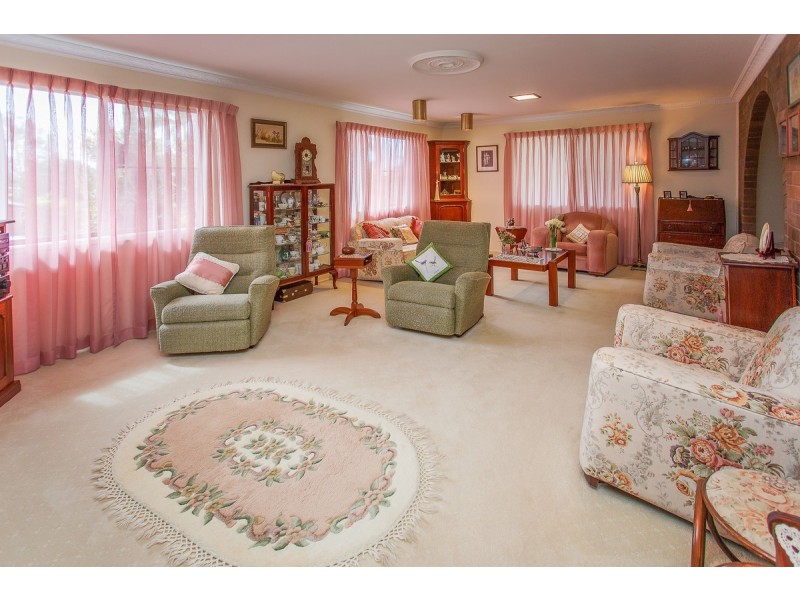 4 Benson Avenue, Mount Pleasant QLD 4740