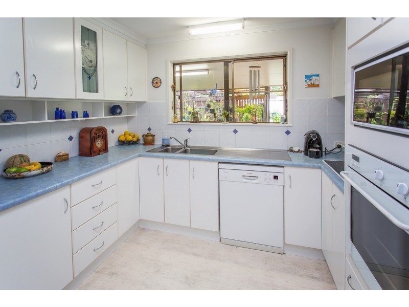 4 Benson Avenue, Mount Pleasant QLD 4740