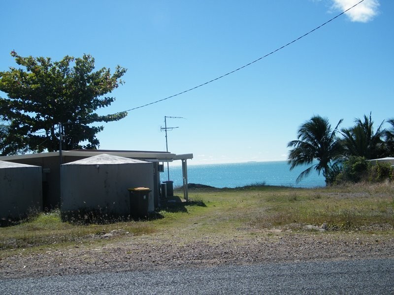 41-42 Colonial Drive, Clairview QLD 4741